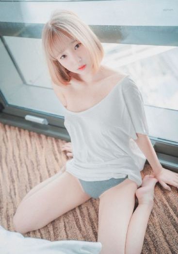 成人精品无码樱花_BD英语超清在线观看