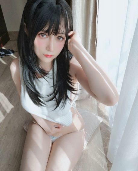 黑丝美女被插出水啊啊大叫在线_1080P电影在线观看