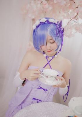 我妽让我满足她啪啪_DVD全集免费观看