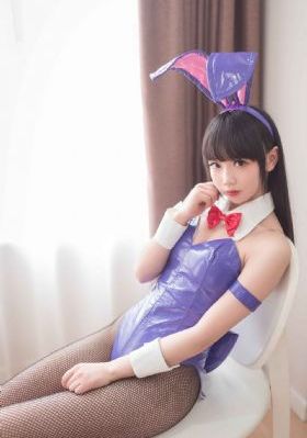 办公室丝袜美腿秘书在线播放_剧情片电影在线看